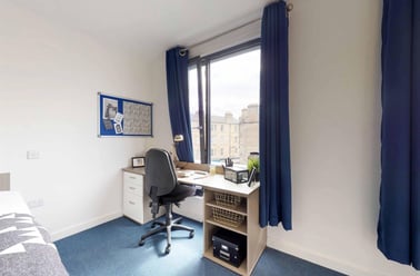 West Park Place, Haymarket, Edinburgh - Image 3